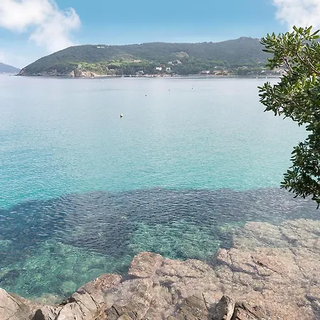 Lo Scoglio A Picco Sul Mare Villa *